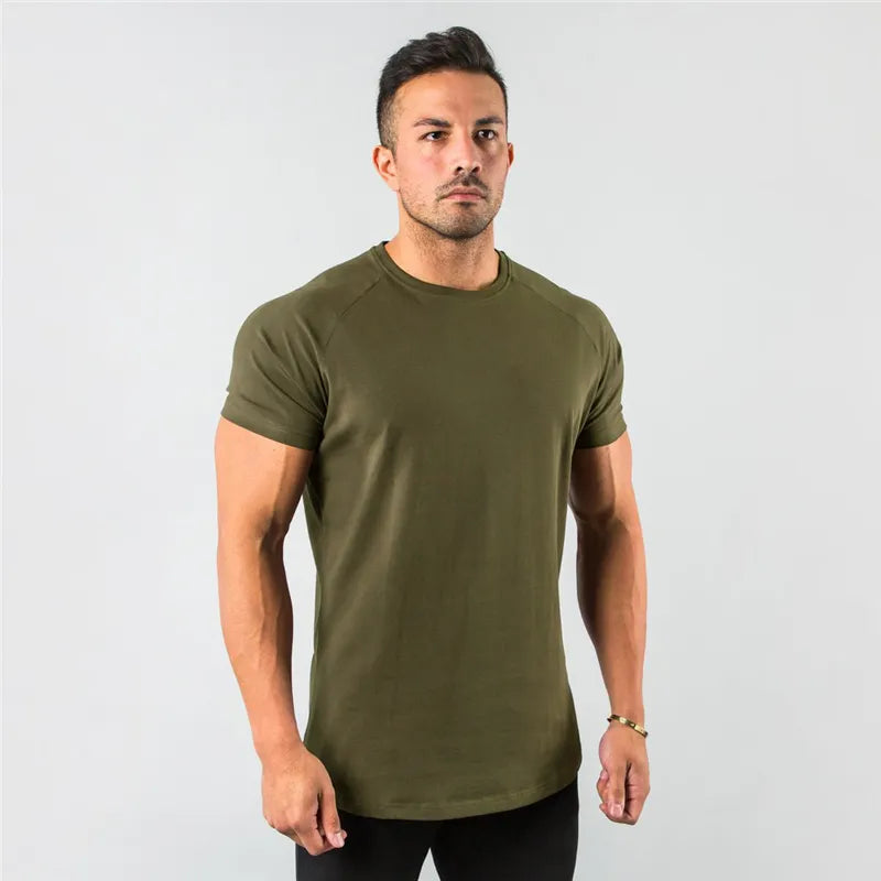 Stylish Muscle Fit T-Shirt: Short Sleeve Gymwear