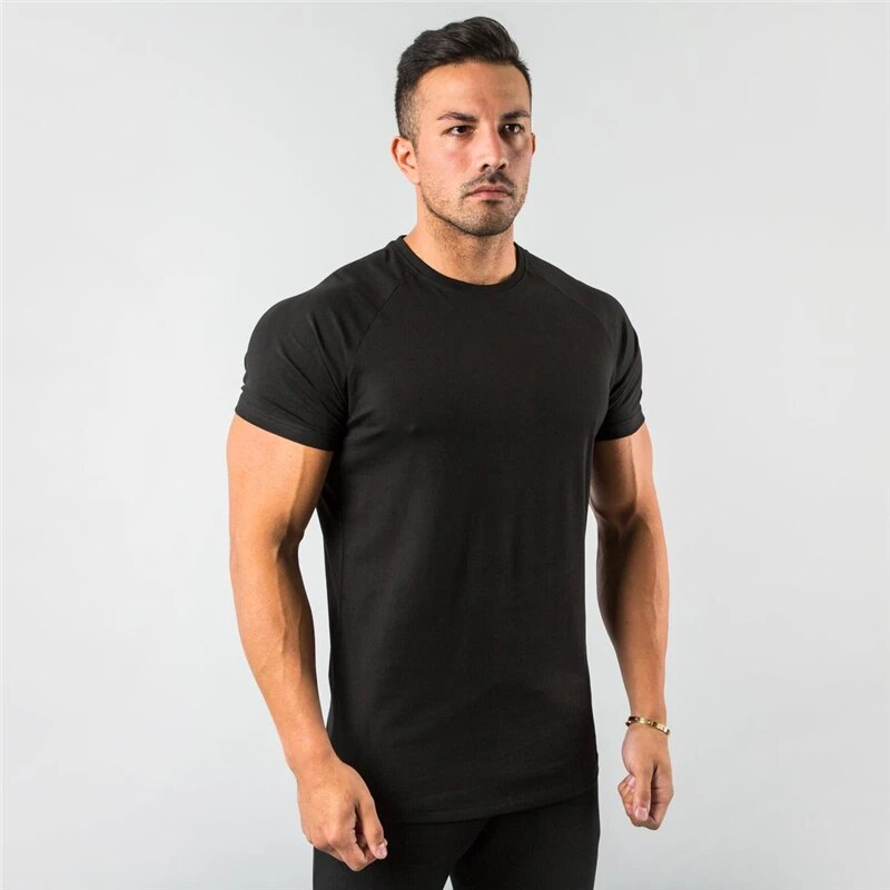 Stylish Muscle Fit T-Shirt: Short Sleeve Gymwear